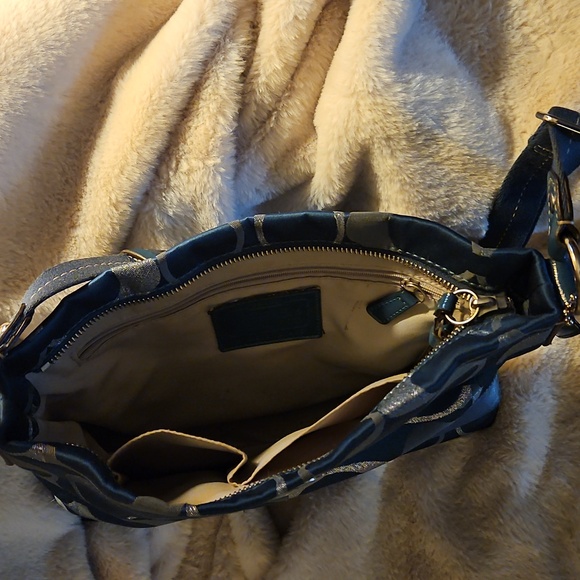 Coach Signature Crossbody Bag - Picture 2 of 4